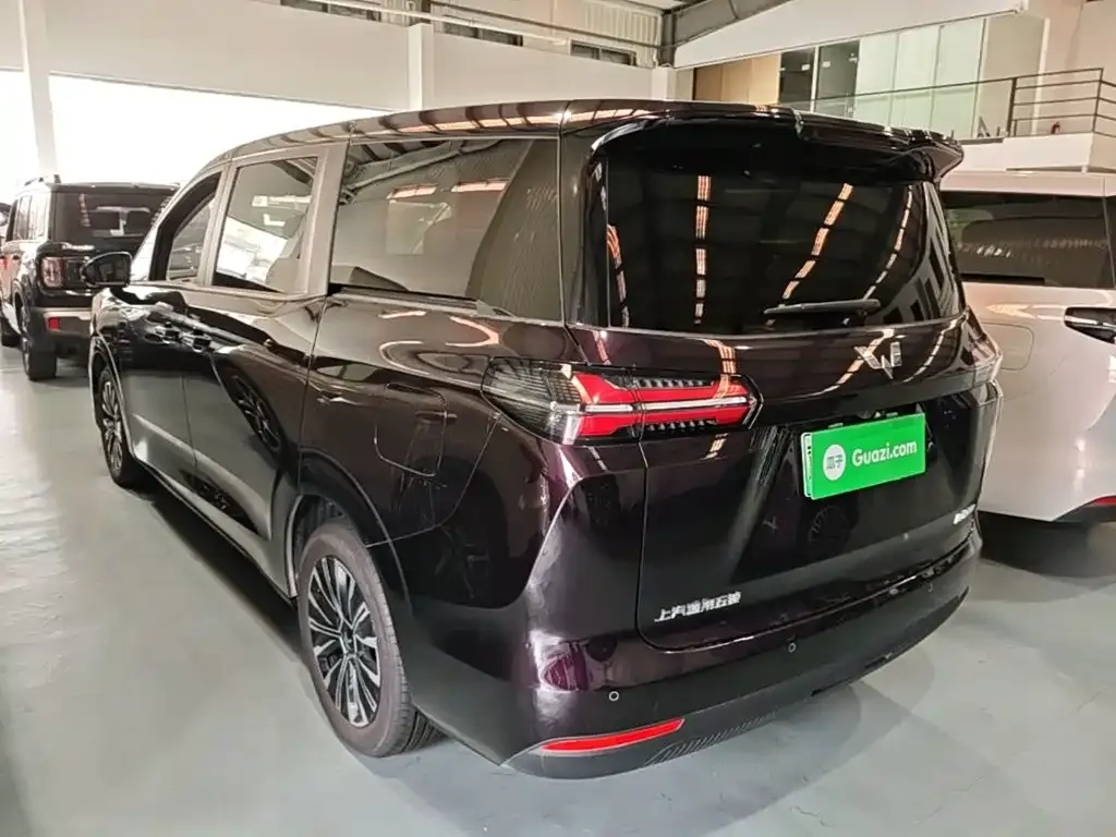 Wuling Starlight 730 New Energy — фото 9