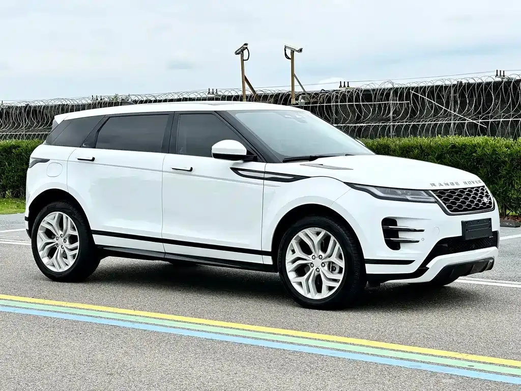 Land Rover Evoque — фото 10
