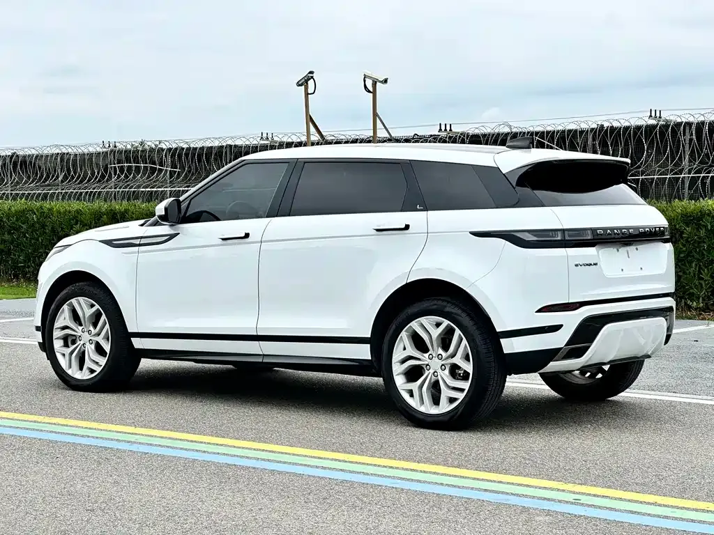 Land Rover Evoque — фото 9