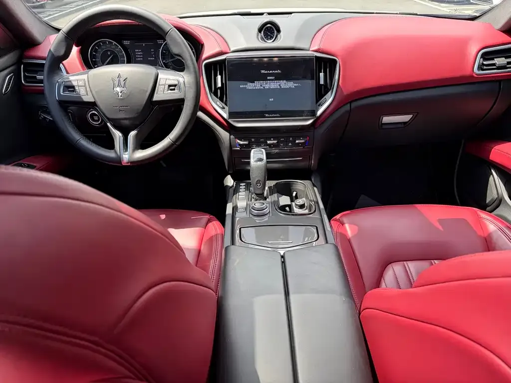 Maserati Ghibli — фото 5