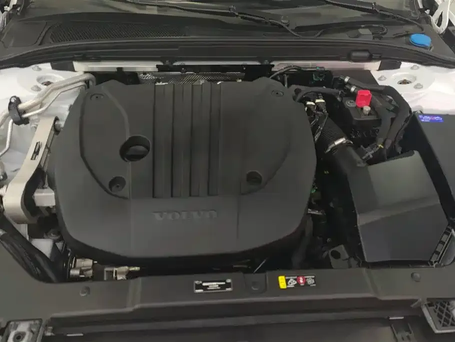 Volvo S60 2023 из CN, фото 9