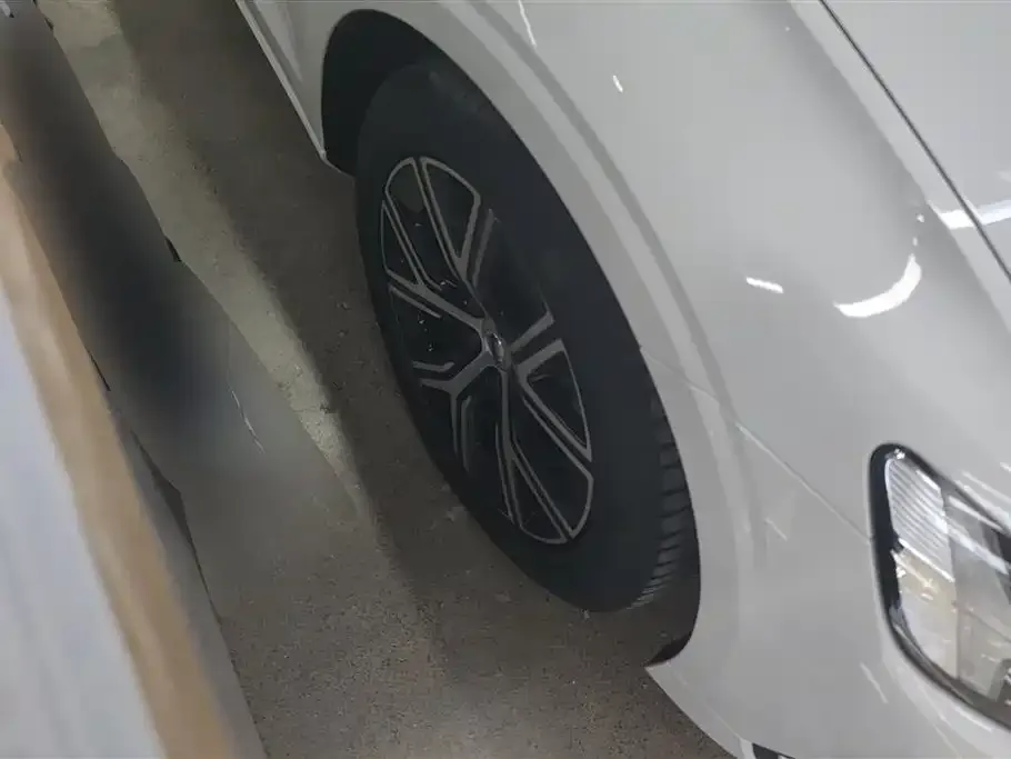Volvo S60 2023 из CN, фото 2