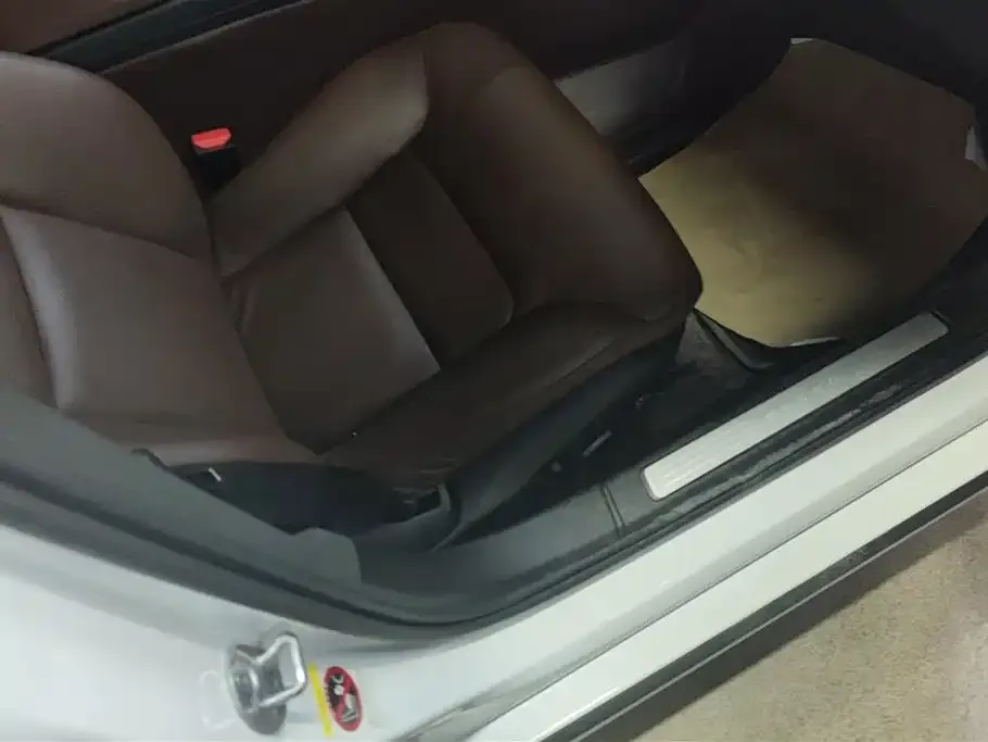 Volvo S60 2023 из CN, фото 5