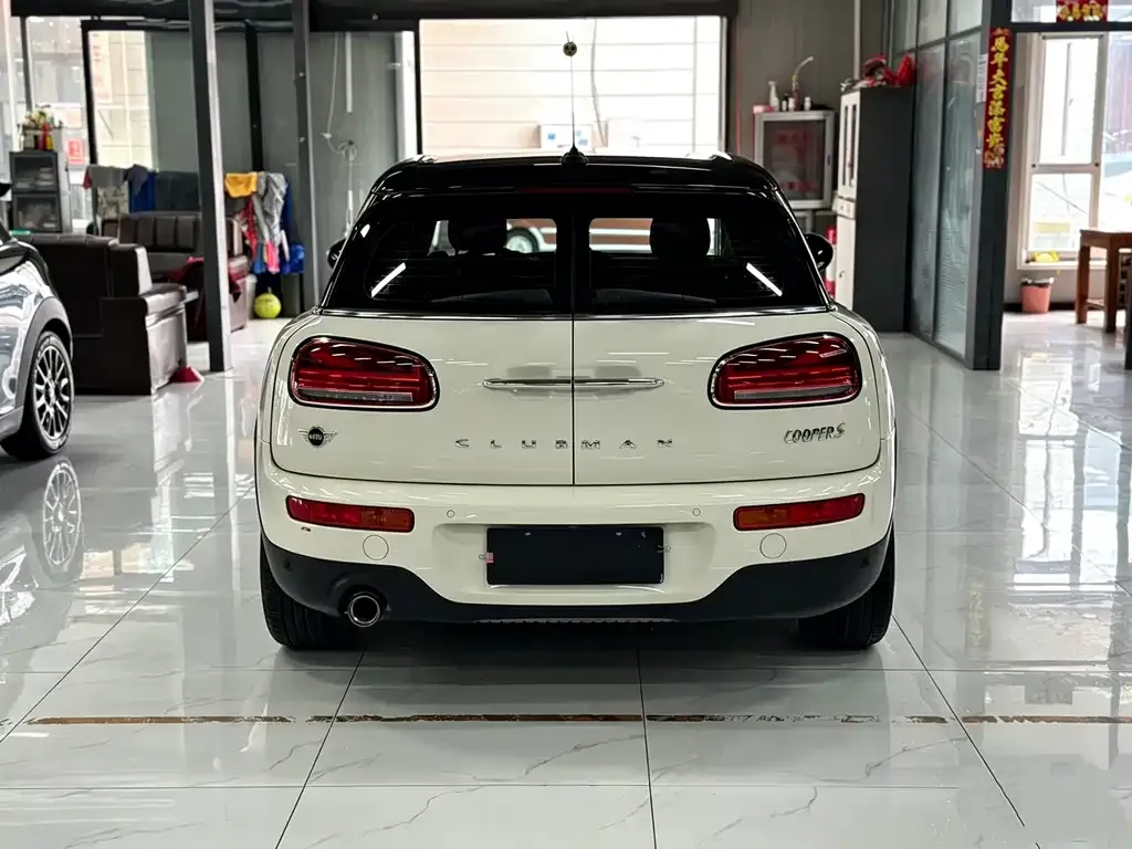 MINI Clubman — фото 4