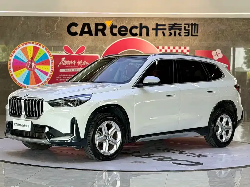 BMW X1 — фото 1