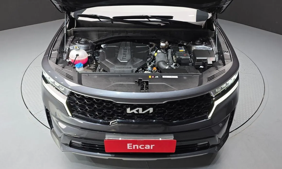 Kia Sorento — фото 7