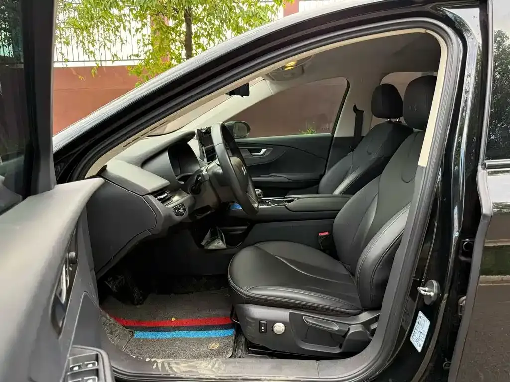 Hongqi E-QM5 2023 из CN, фото 3