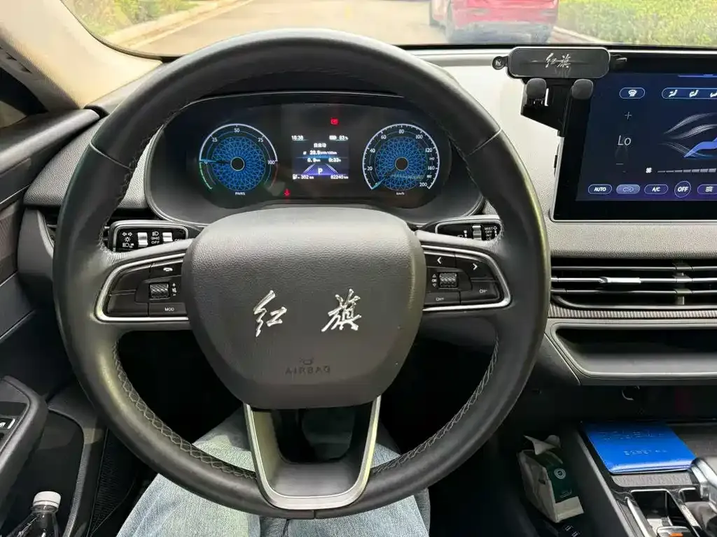 Hongqi E-QM5 2023 из CN, фото 2