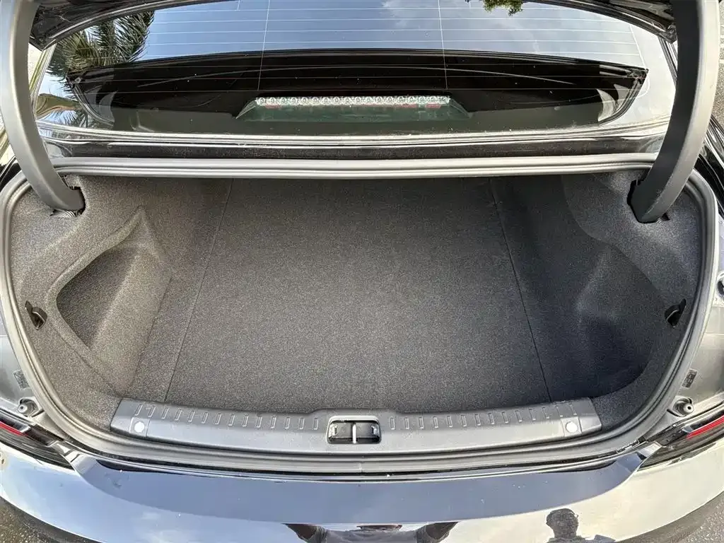 Volvo S90 — фото 9