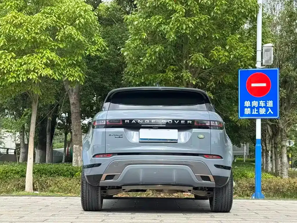Land Rover Evoque — фото 10