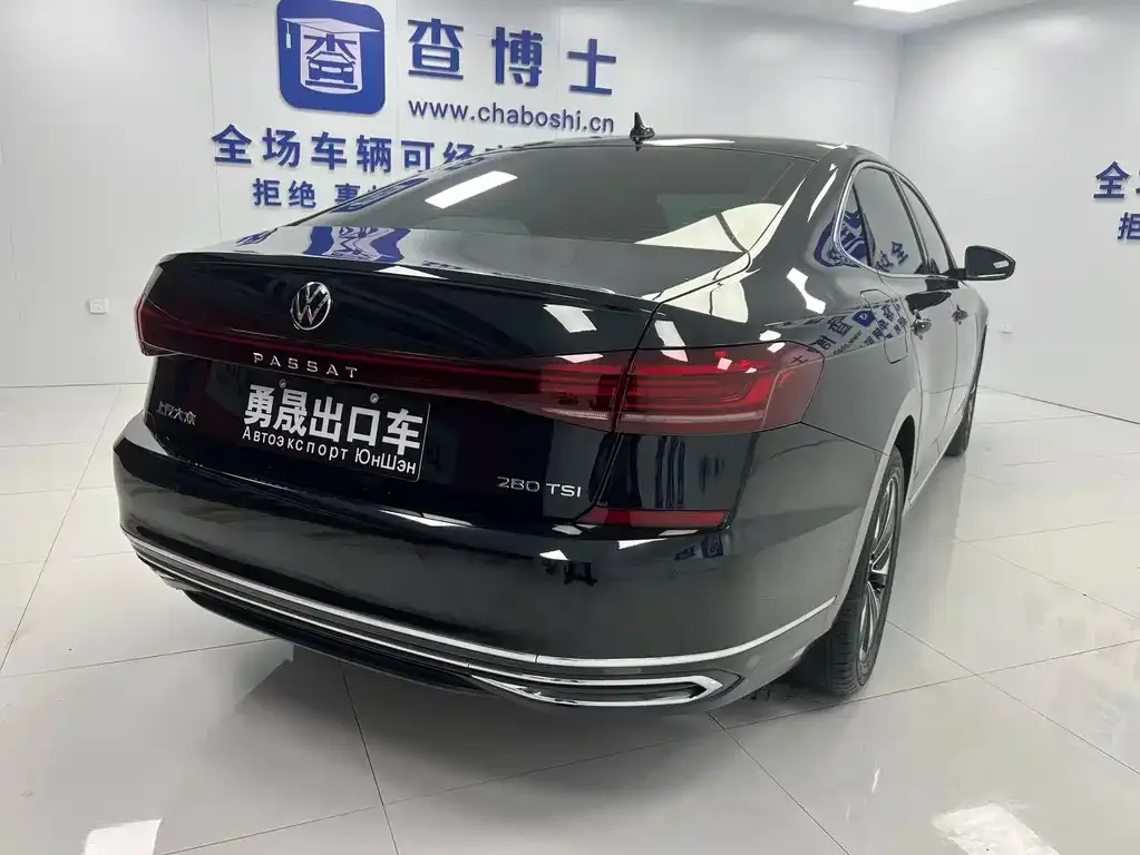 Volkswagen Passat — фото 6
