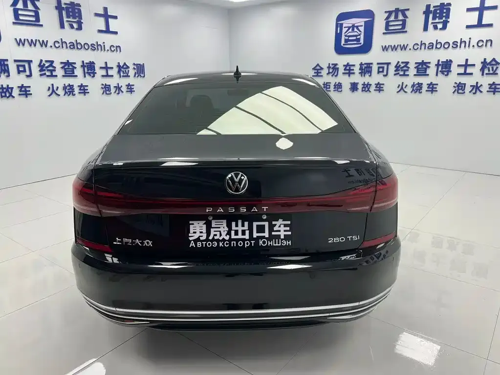 Volkswagen Passat — фото 8