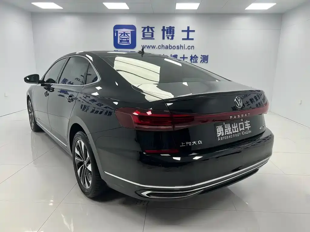 Volkswagen Passat — фото 4