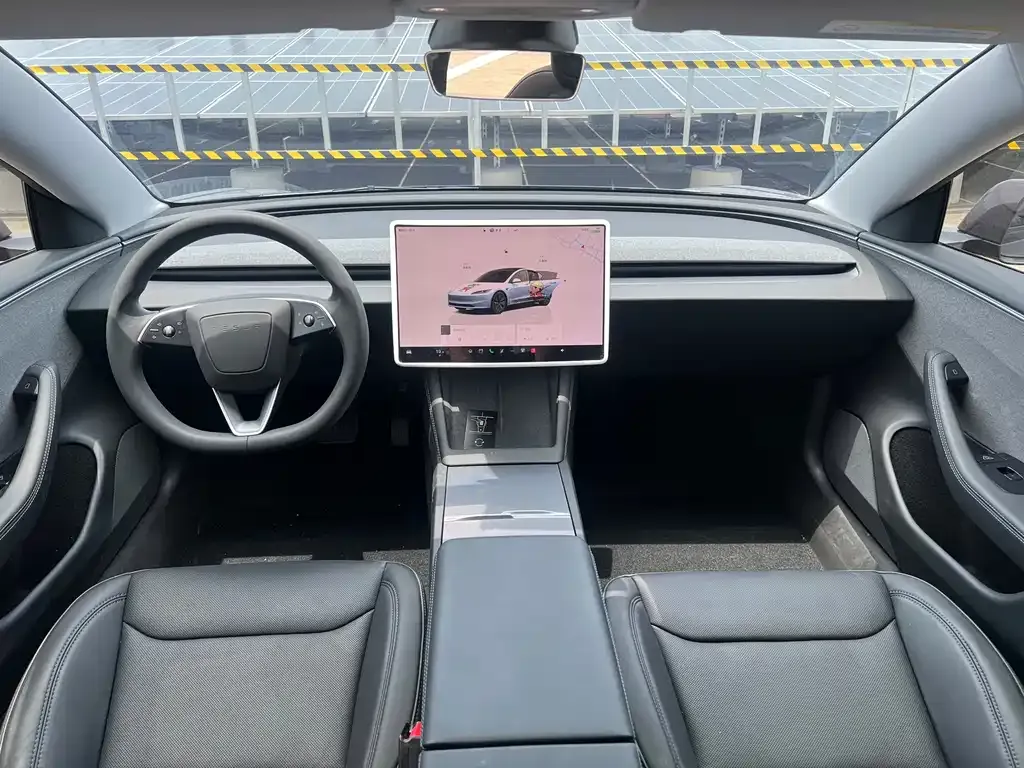Tesla Model 3 — фото 3