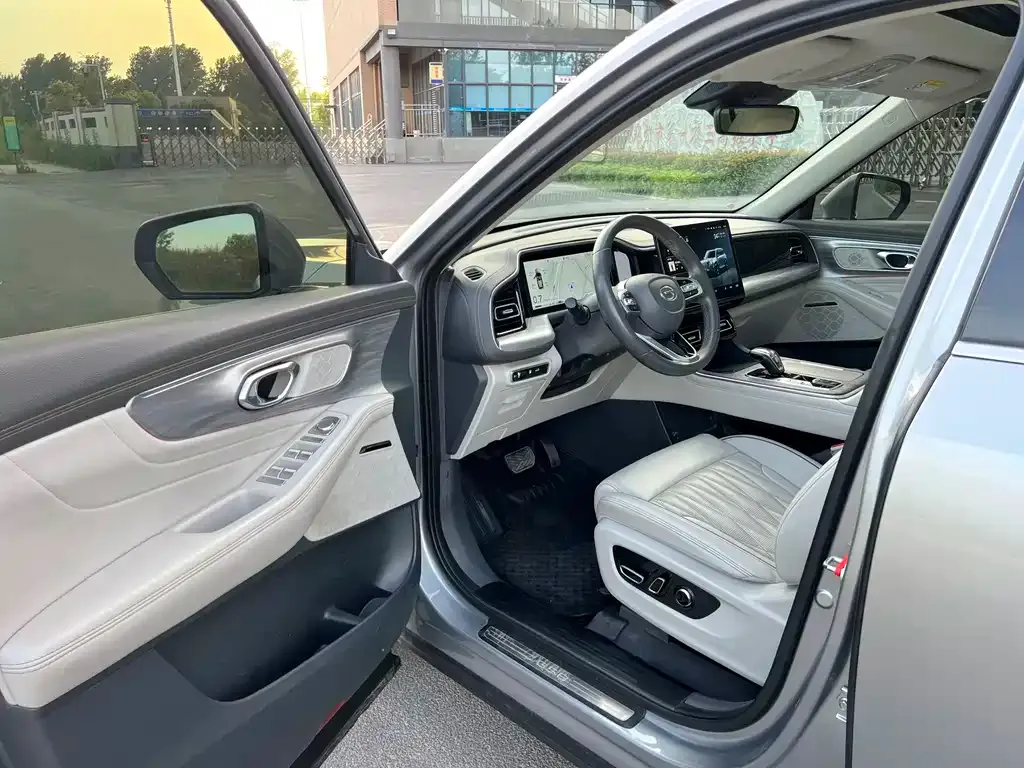 GAC Motor Trumpchi GS8 — фото 8