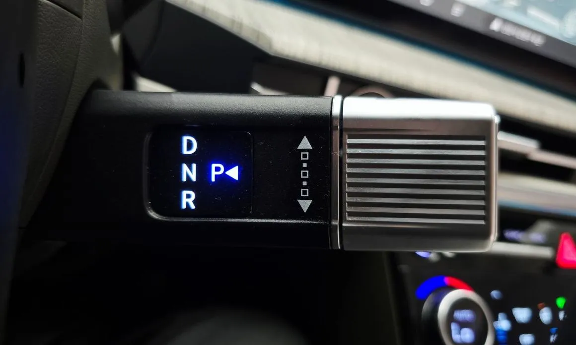 Hyundai Santafe — фото 4