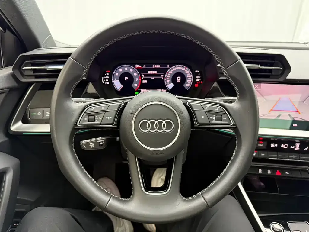 Audi A3 — фото 9
