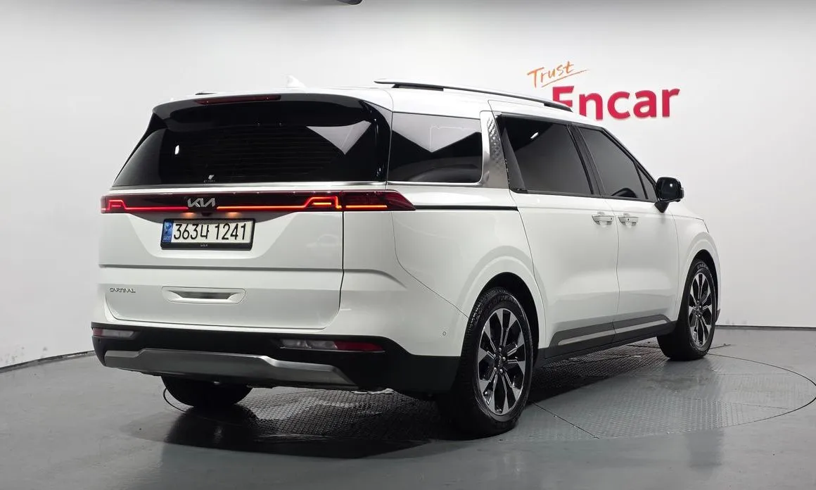 Kia Carnival — фото 2