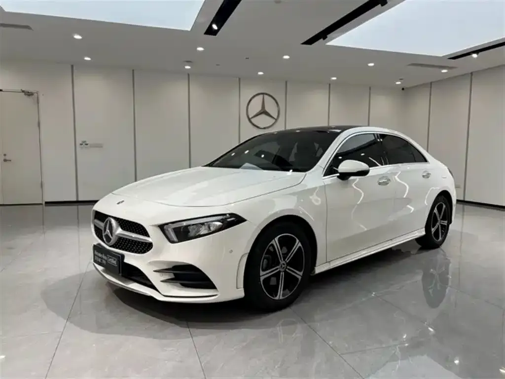 Mercedes-Benz A-Class — фото 1
