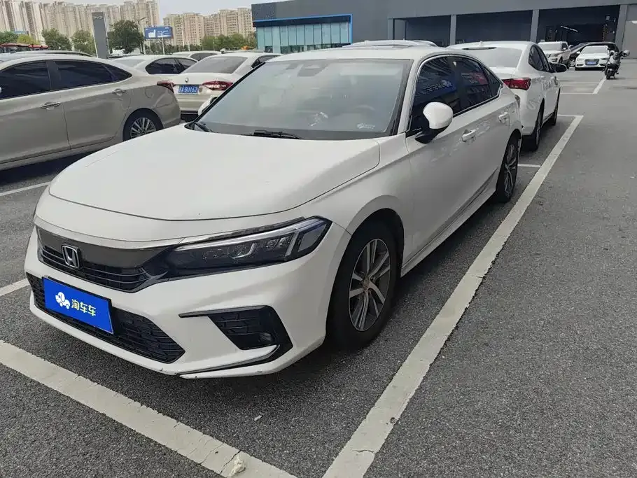 Honda Civic — фото 1