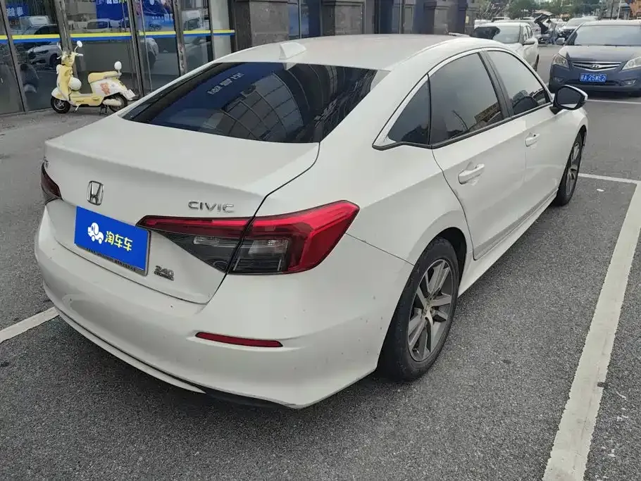 Honda Civic — фото 5