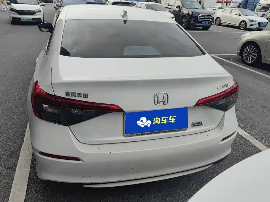 Honda Civic — фото 7