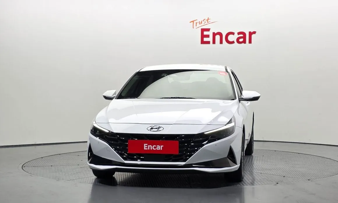 Hyundai AVANTE — фото 3