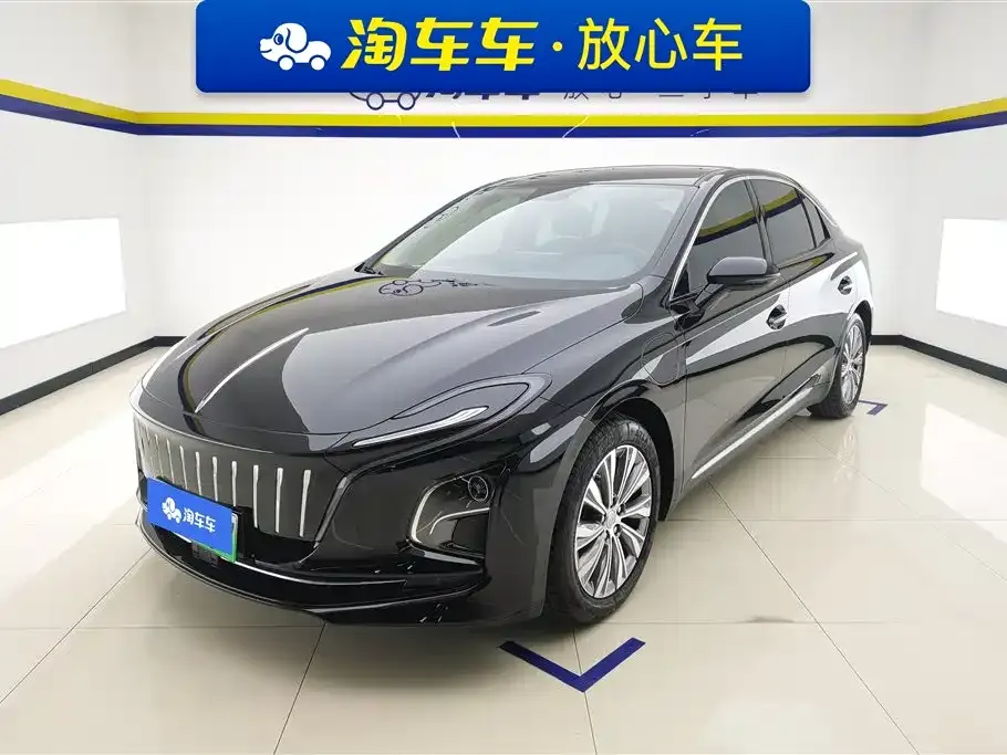 Hongqi E-QM5 — фото 1