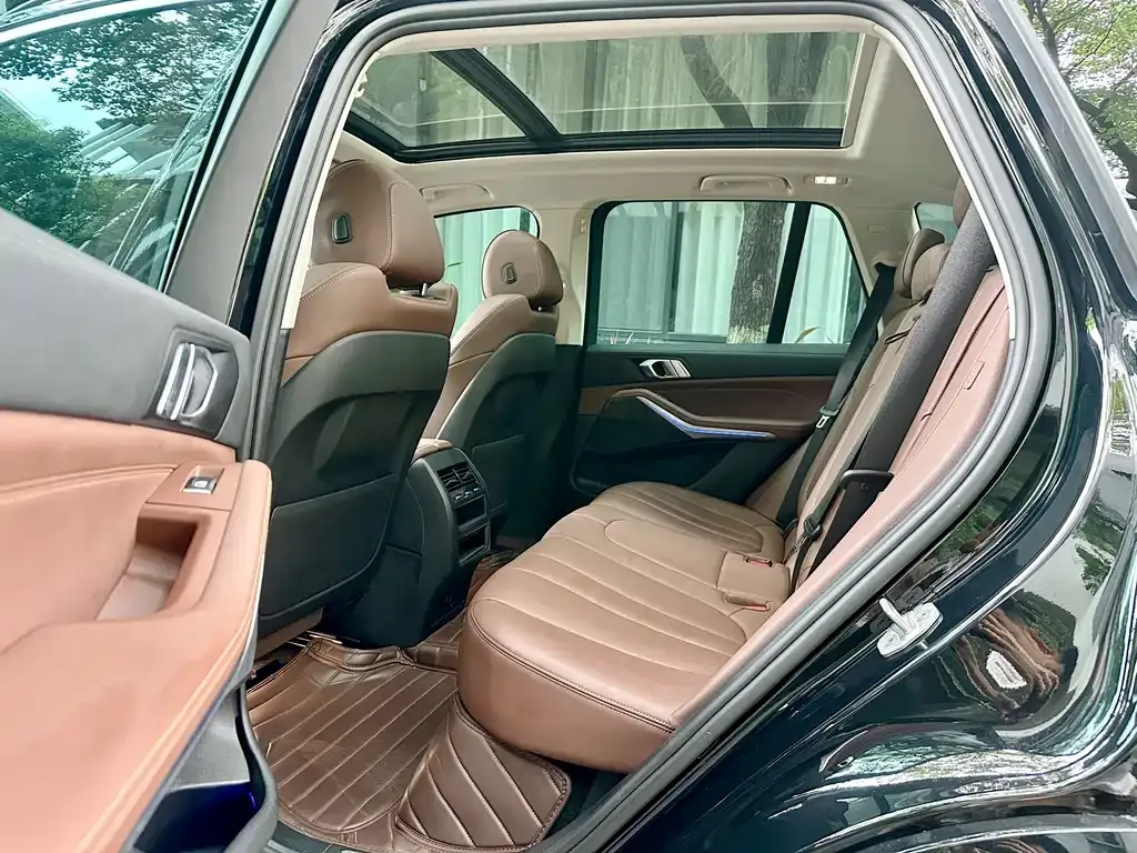 BMW X5 (Import) — фото 3