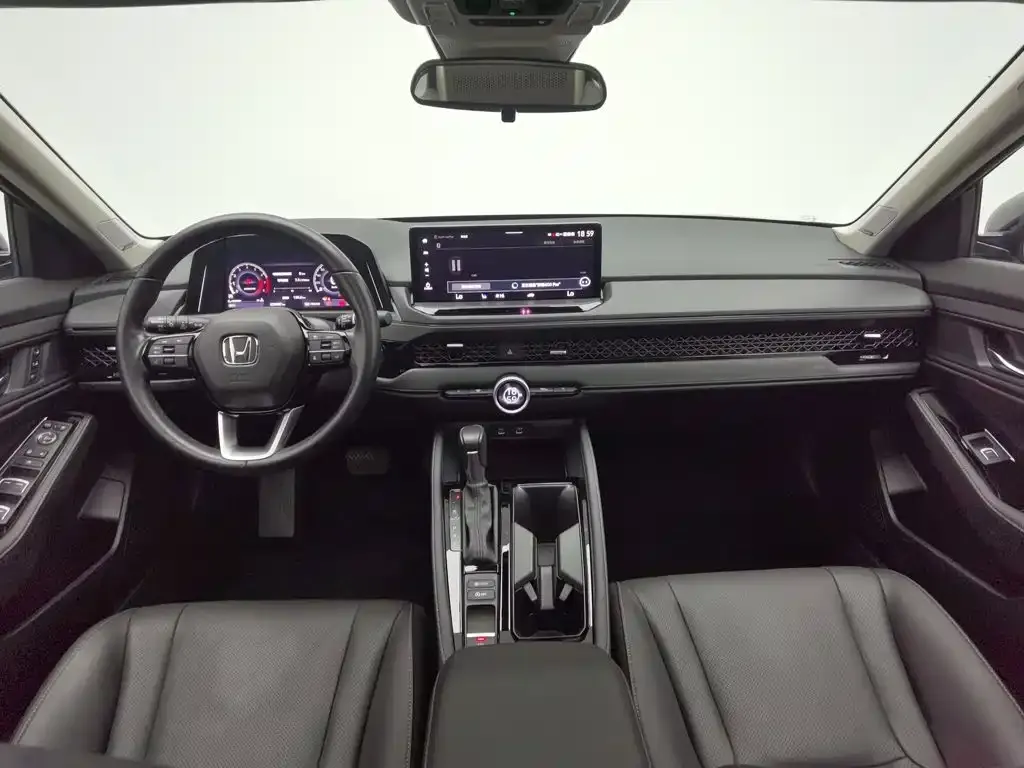 Honda Accord — фото 6