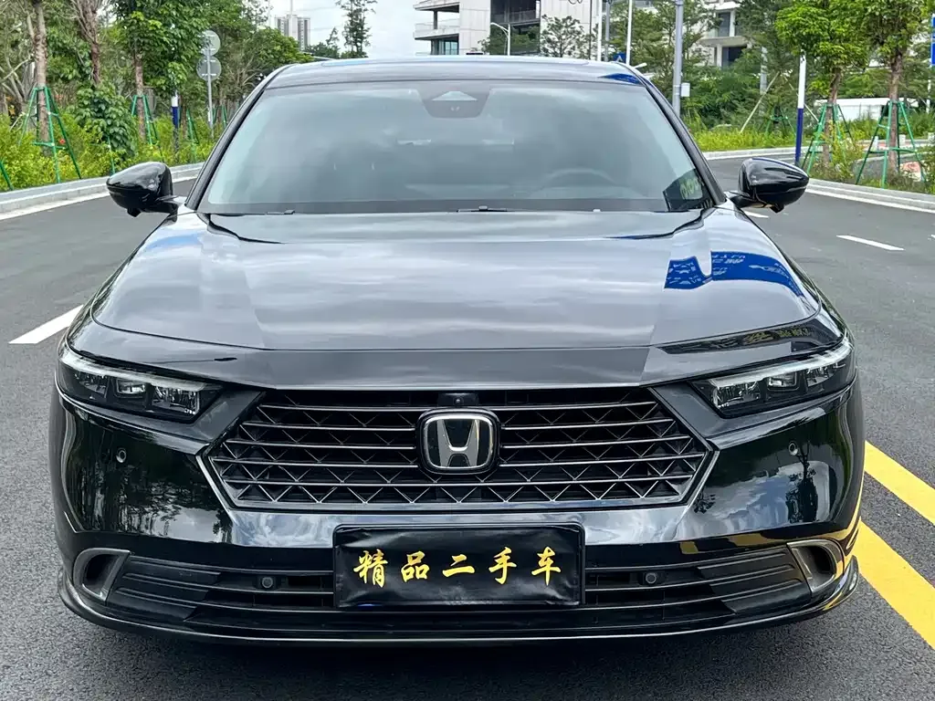 Honda Accord — фото 7