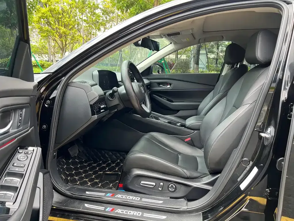Honda Accord — фото 5