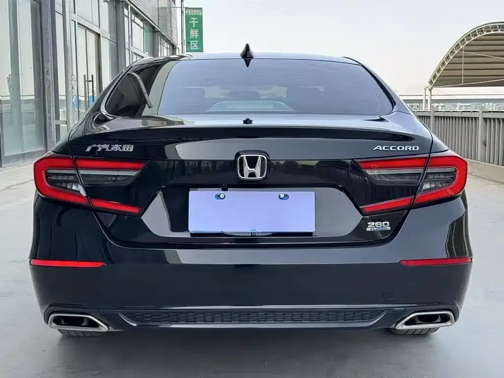 Honda Accord — фото 2
