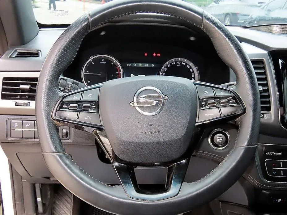 KG Mobility (Ssangyong) Rexton — фото 2