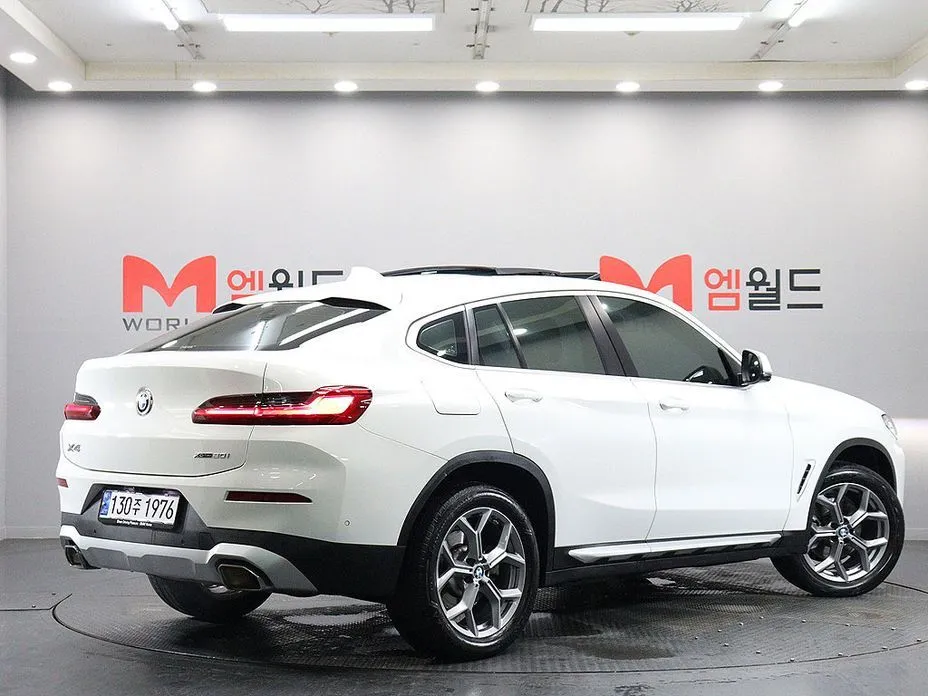 BMW X4 — фото 9