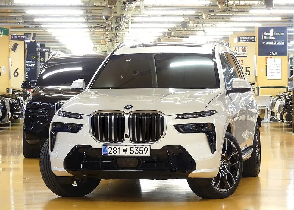 BMW X7 — фото 4