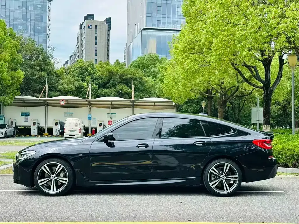 BMW 6 Series GT — фото 8