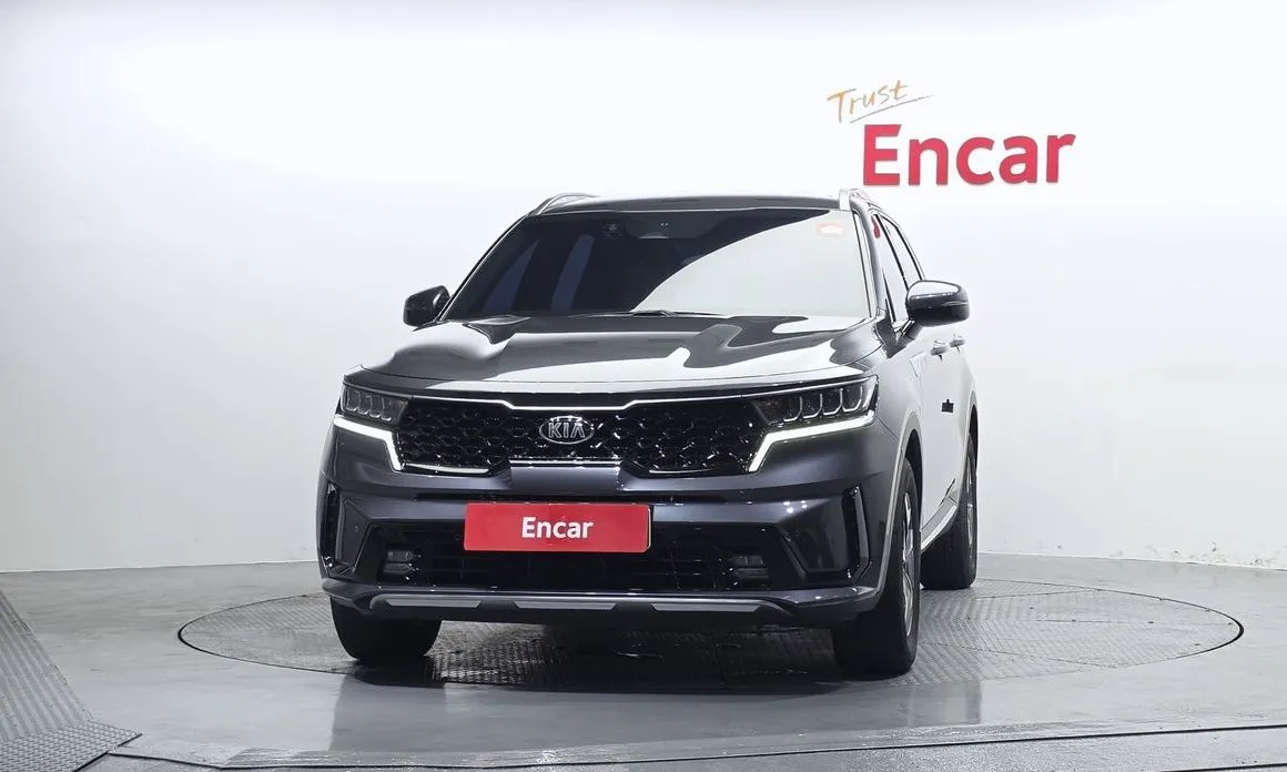 Kia Sorento — фото 9