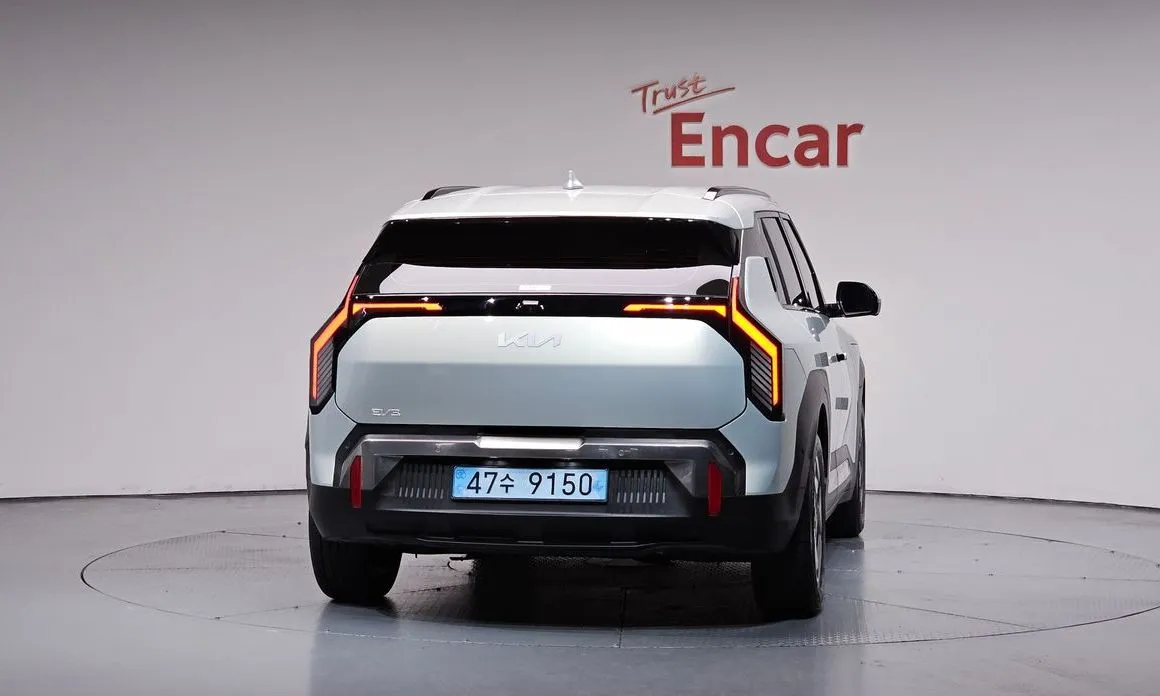 Kia EV3 — фото 2