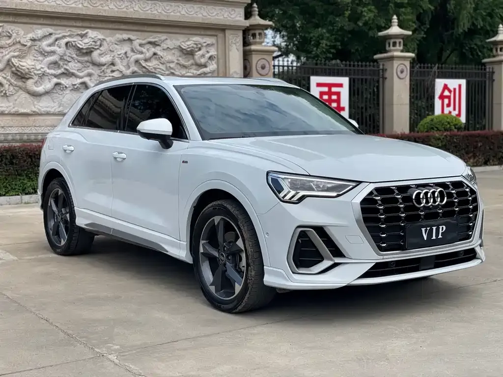 Audi Q3 — фото 4