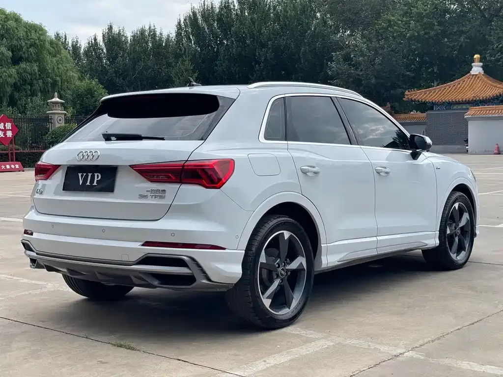 Audi Q3 — фото 5
