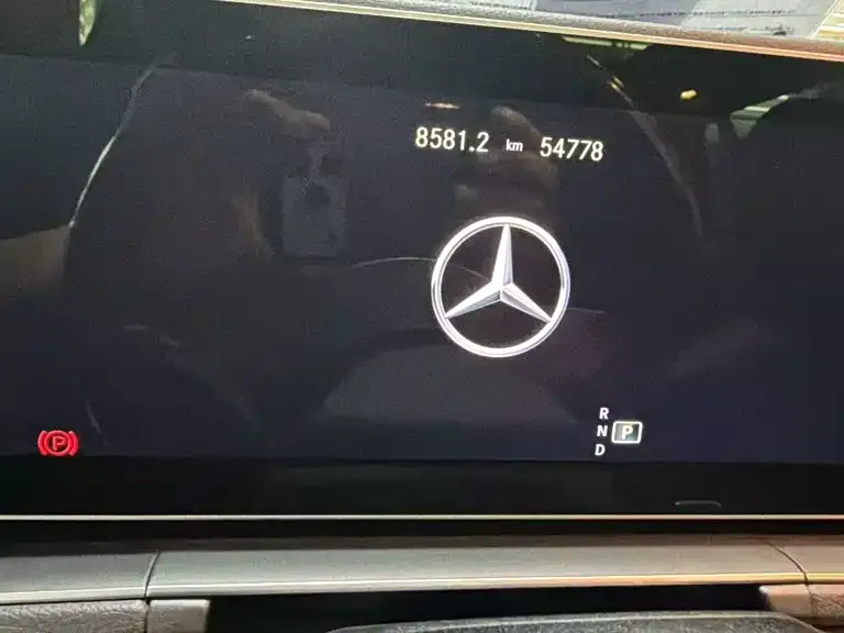Mercedes-Benz GLS — фото 1