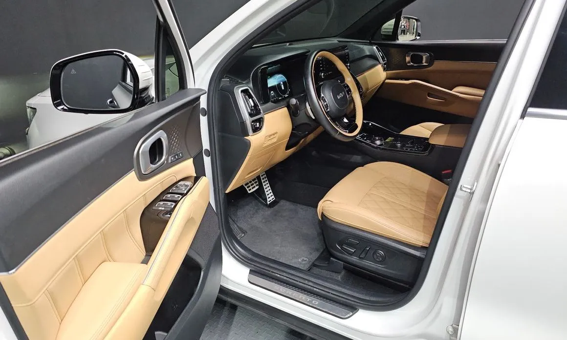 Kia Sorento — фото 9