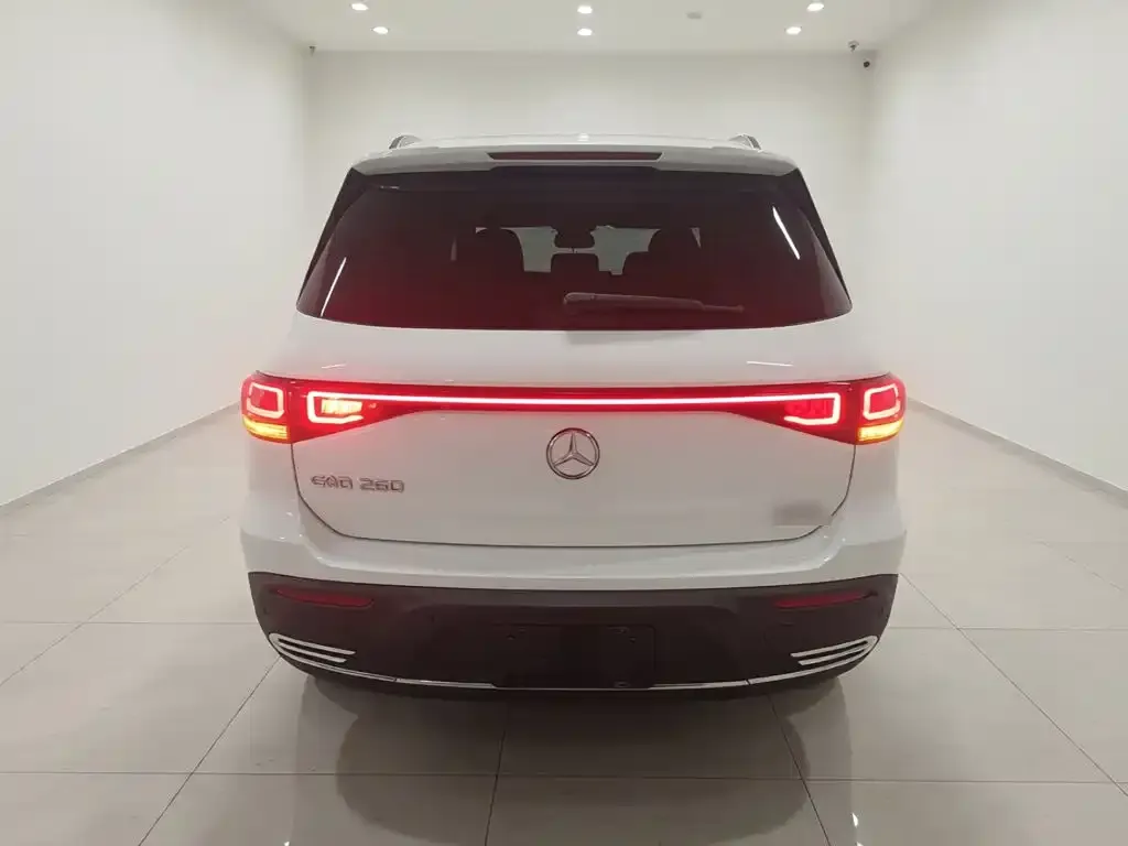 Mercedes-Benz EQB 2024 из CN, фото 2