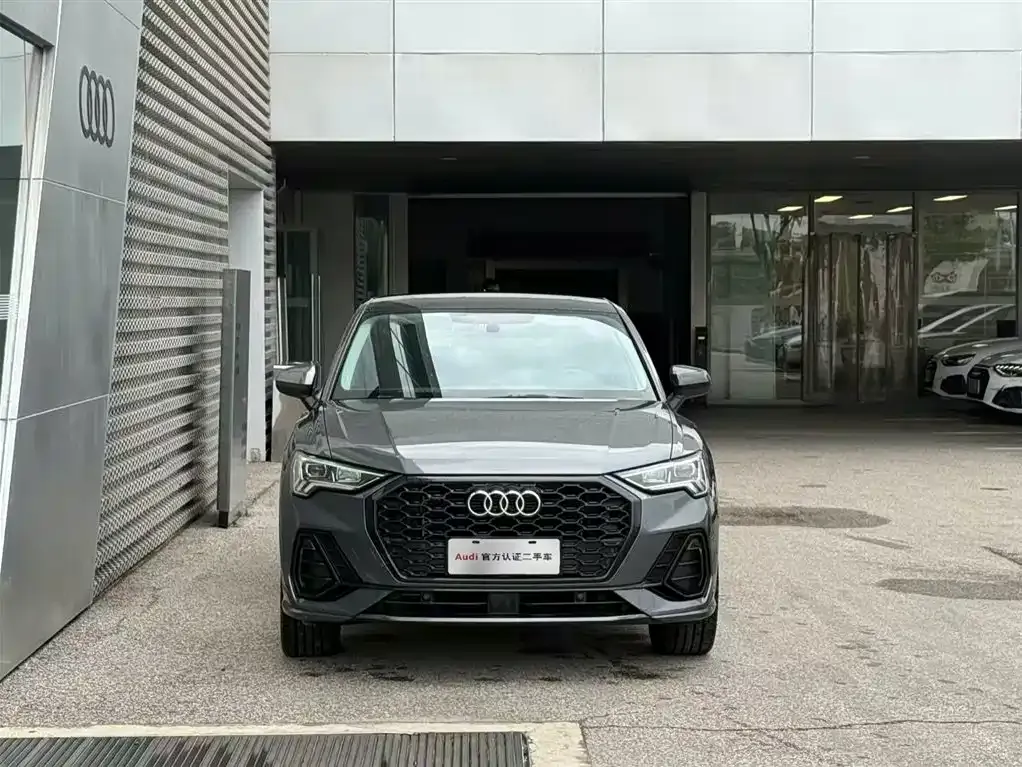 Audi Q3 Sportback — фото 8