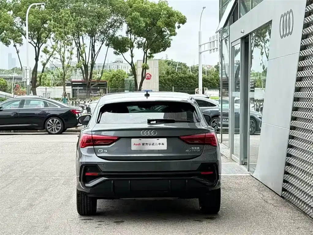 Audi Q3 Sportback — фото 9