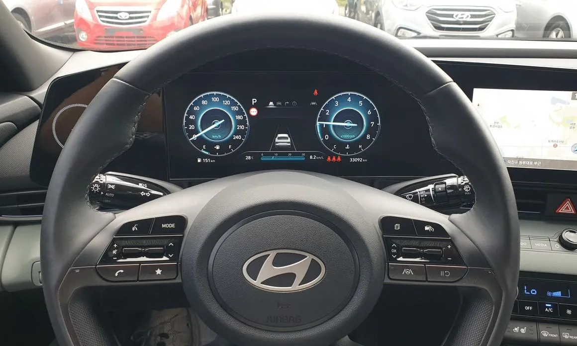 Hyundai AVANTE — фото 7