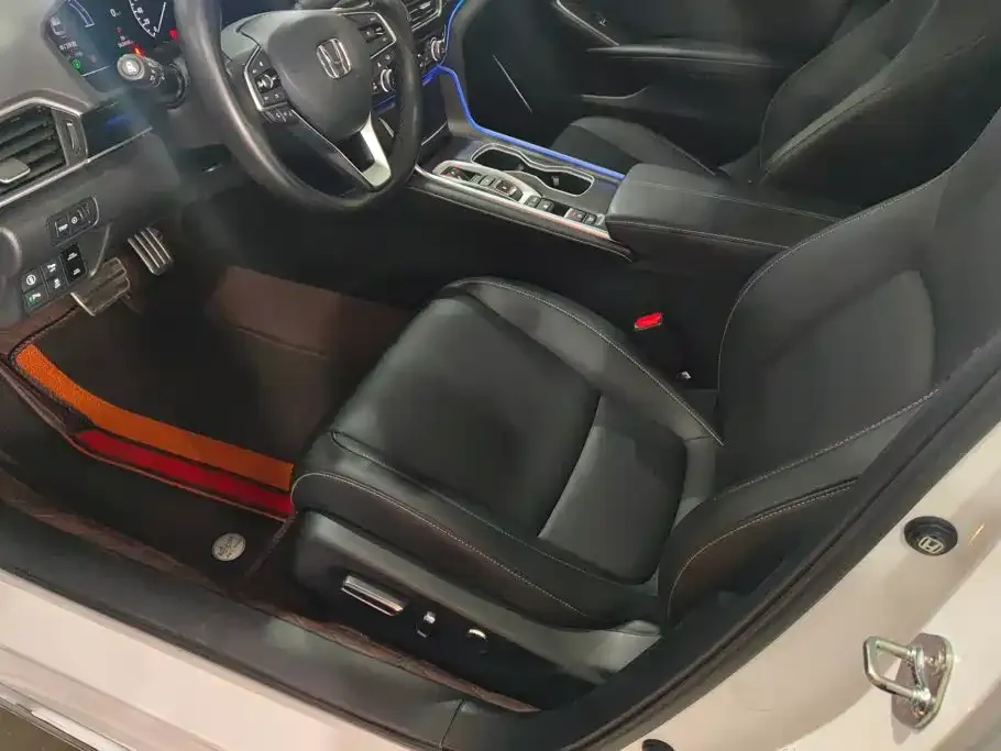 Honda Accord — фото 3