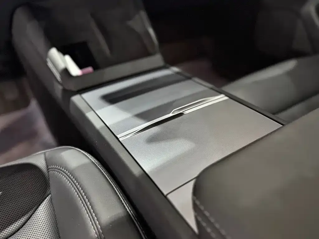 Tesla Model 3 — фото 5