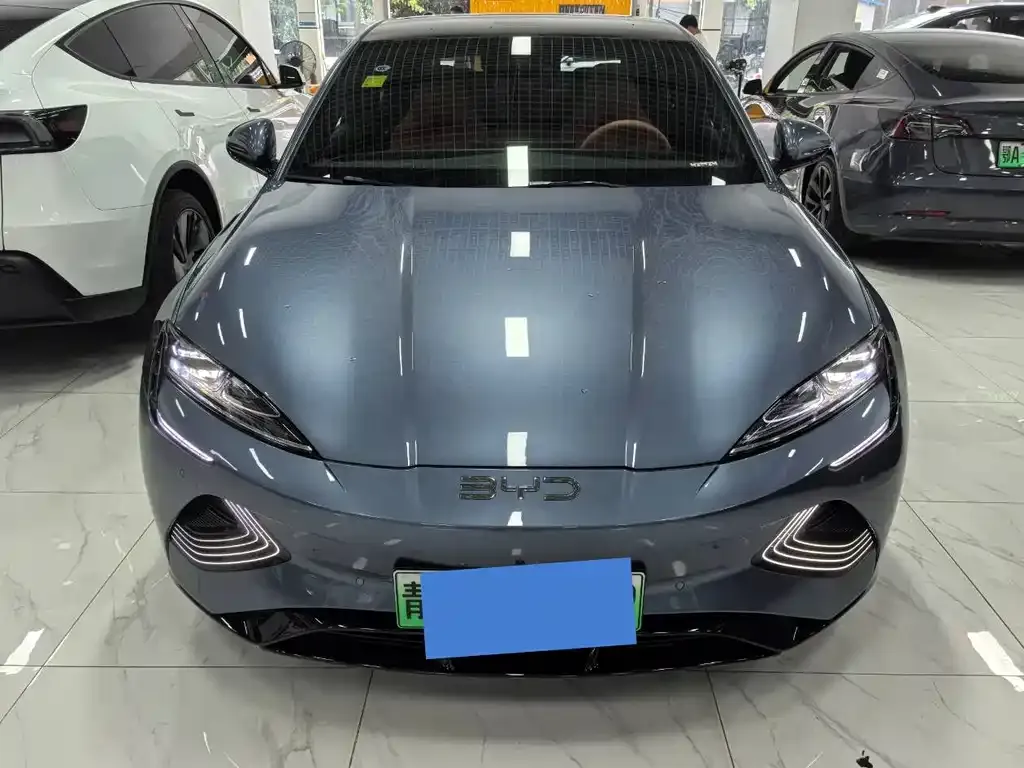 BYD Seal — фото 4